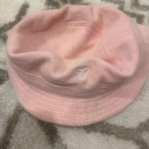 Aritzia TNA Pink Bucket Hat